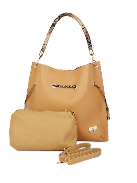 

Alvaro Castagnino Tan Brown Shoulder Bag
