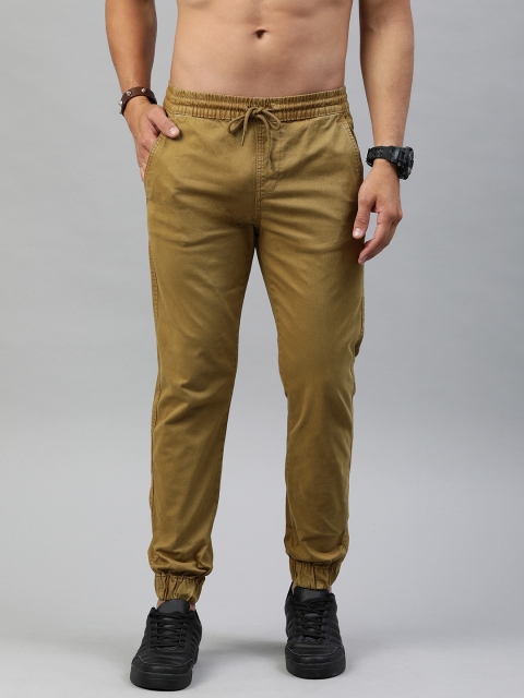 

Roadster Men Khaki Regular Fit Solid Joggers