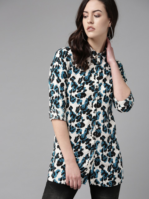 

Roadster Women Off-White & Teal Blue Regular Fit Printed Casual Shirt