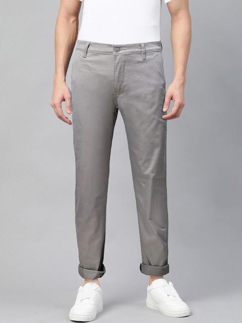 

Levis Men Grey 512 Slim Tapered Fit Solid Chinos
