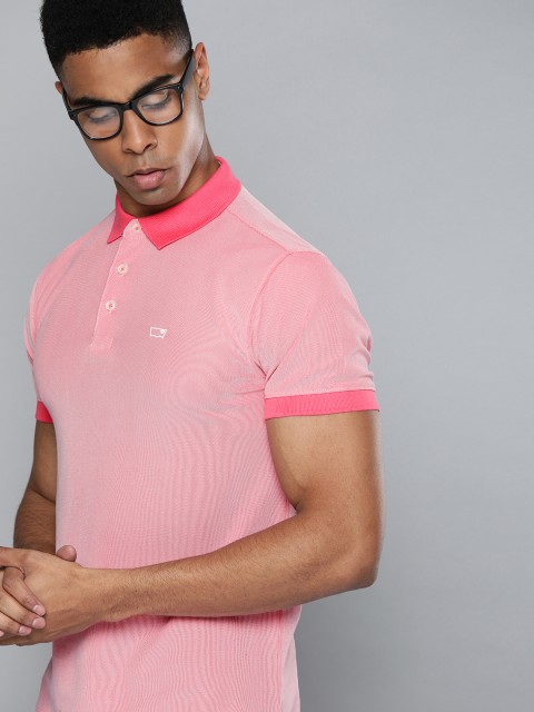 

Levis Men Pink Solid Polo Collar T-shirt