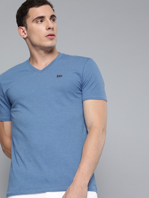 

Levis Men Blue Melange Solid V-Neck T-shirt