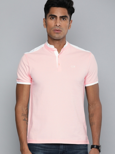 

Levis Men Pink Solid Mandarin Collar Pure Cotton T-shirt