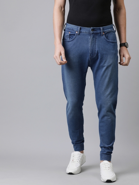 

Levis Men Blue Slim Fit Mid-Rise Regular Fit Clean Look Engineered Jogger Jeans