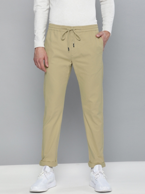

Levis Men Khaki Brown Solid Tapered Slim Fit Joggers