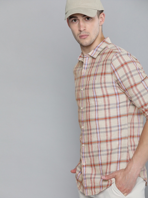 

Levis Men Grey & Pink Slim Fit Checked Casual Shirt