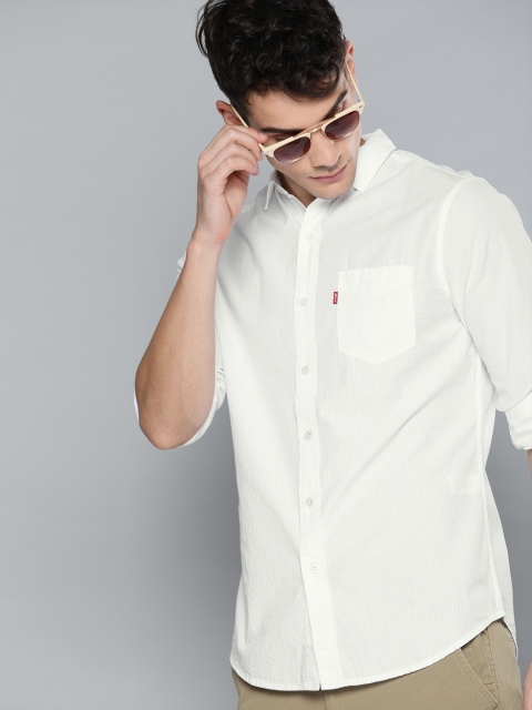 

Levis Men White Slim Fit Solid Casual Shirt