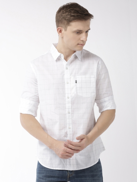 

Levis Redloop Men White Regular Fit Checked Casual Shirt