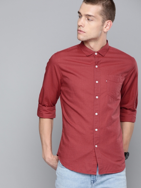 

Levis Men Red Slim Fit Solid Casual Shirt