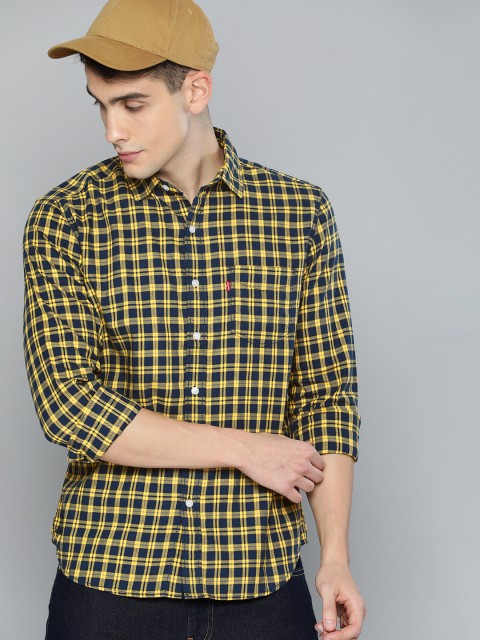 

Levis Men Yellow & Navy Blue Slim Fit Checked Casual Shirt