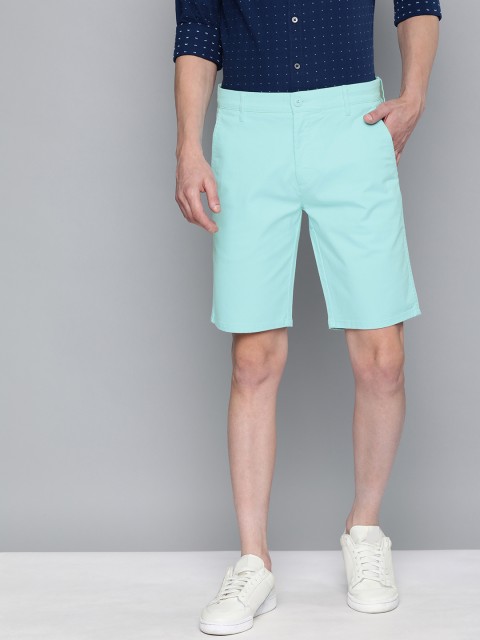 

Levis Men Blue Solid 502 Tapered Fit Chino Shorts