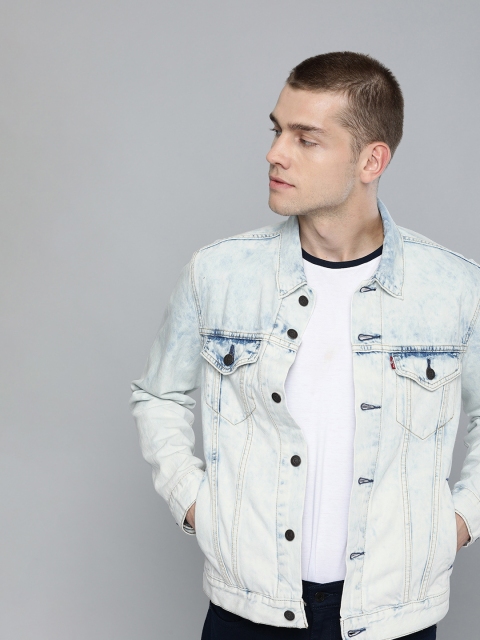

Levis Men Blue Solid Trucker Denim Jacket
