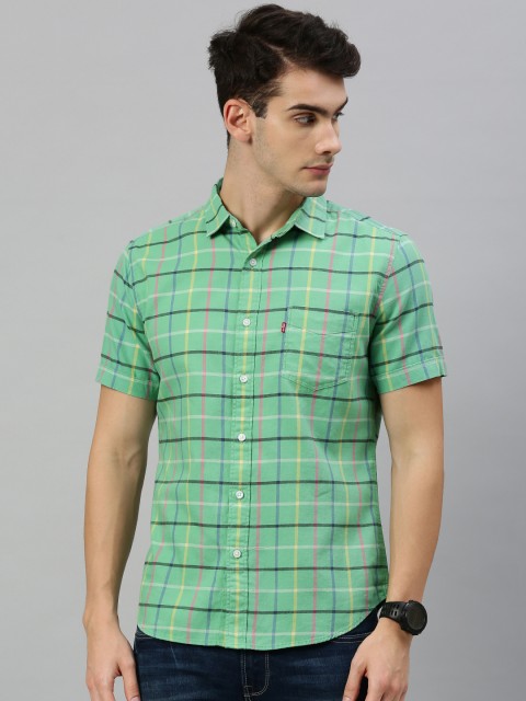 

Levis Men Green & Black Slim Fit Checked Casual Shirt