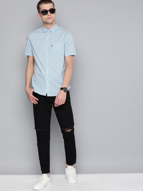 

Levis Men Blue Slim Fit Printed Casual Shirt