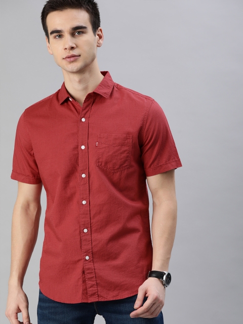 

Levis Men Red Slim Fit Solid Casual Shirt
