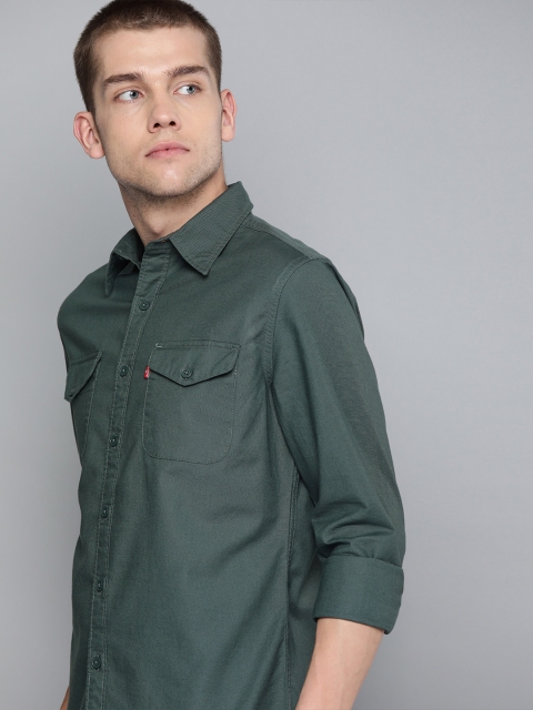 

Levis Men Teal Blue Slim Fit Solid Casual Shirt