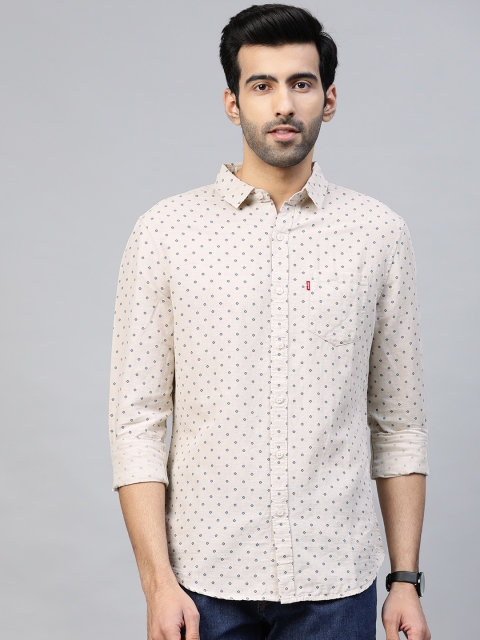 

Levis Men Beige & Black Slim Fit Geometric Printed Linen Casual Shirt