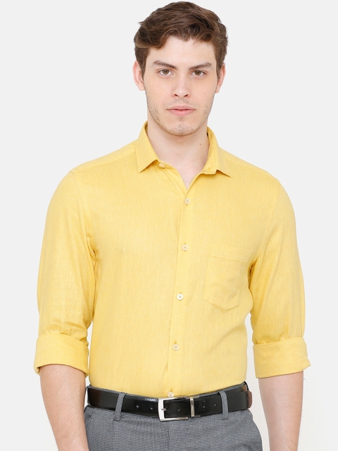 

CAVALLO by Linen Club Men Yellow Regular Fit Solid Formal Shirt
