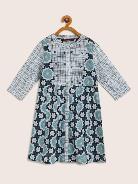 

Sangria Girls Green & White Geometric Printed A-Line Kurta With Mirror Work Detail