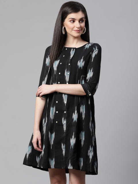 

Sangria Women Black & Grey Ikat Print A-Line Sustainable Dress