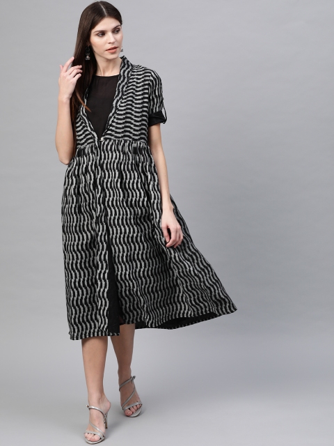 

Sangria Women Black & Grey Layered Printed A-Line Dress