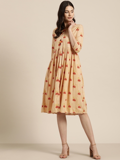 

Sangria Women Yellow & Orange Printed A-Line Dress