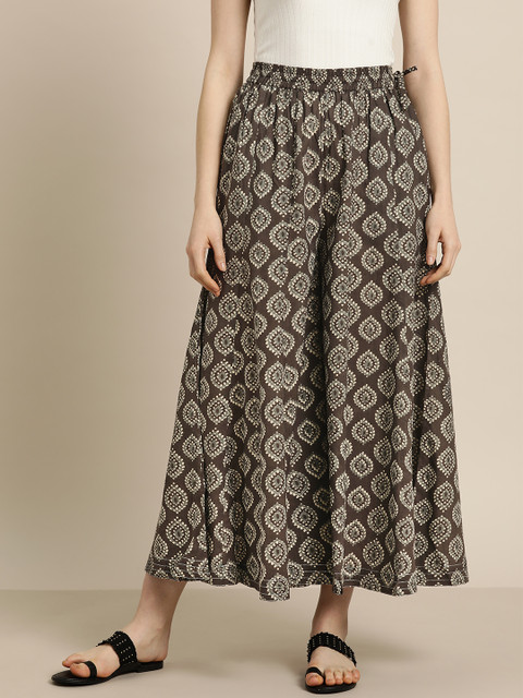 

Sangria Women Charcoal Grey & Grey Printed Wide Leg Palazzos