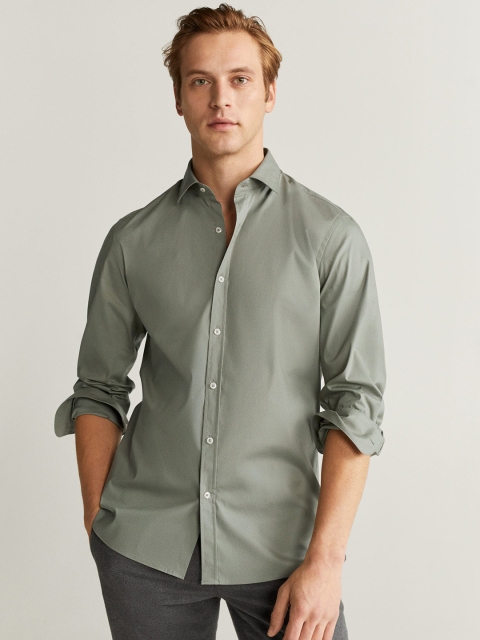 

MANGO MAN Green Slim Fit Solid Casual Shirt