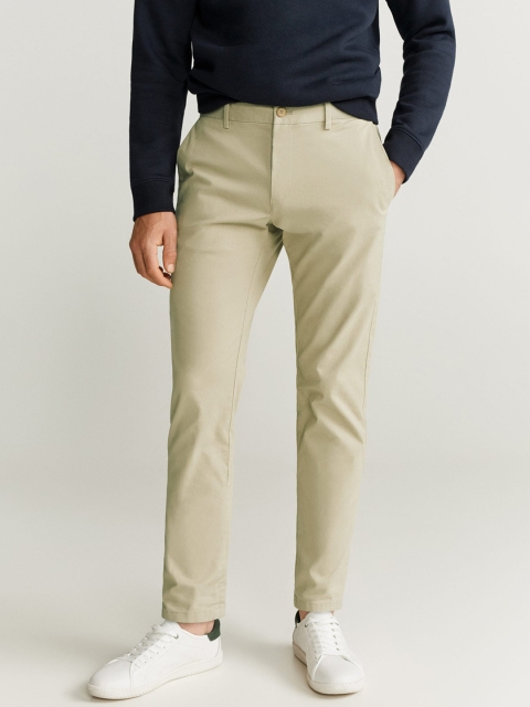 

MANGO MAN Beige Tapered Fit Solid Cropped Regular Trousers
