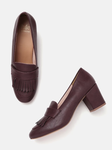 

her by invictus Women Burgundy Solid Heeled Cushioned Loafers