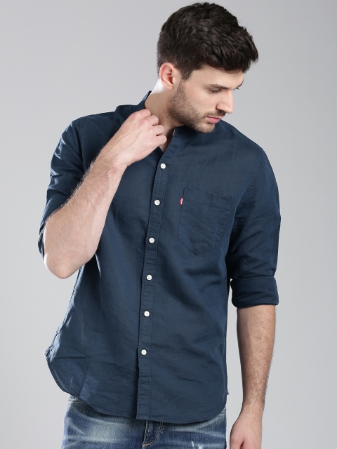 

Levis Navy Linen Slim Fit Casual Shirt, Navy blue