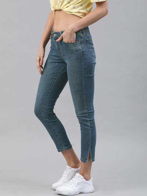

Levis Women Blue 711 Skinny Fit Mid-Rise Clean Look Stretchable Cropped Jeans
