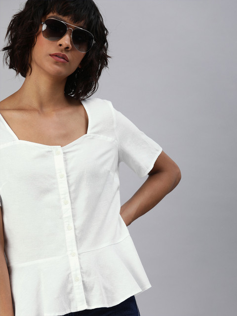 

Levis Women White Solid Square Neck Peplum Top