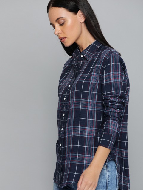 

Levis Women Blue & Red Boyfriend Fit Checked Casual Shirt