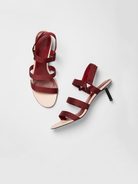 

CHARLES & KEITH Women Maroon Solid Kitten Heels