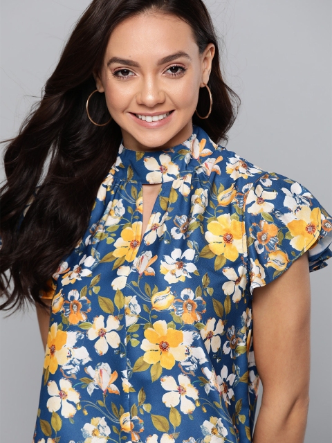

Mast & Harbour Women Blue & White Floral Print Top