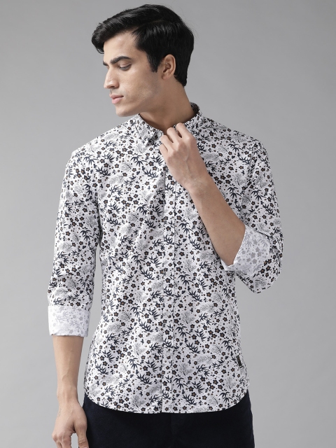 

Blackberrys Men White & Navy Blue Slim Fit Printed Casual Shirt