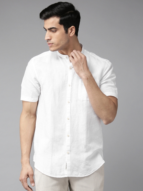 

Blackberrys Men White Regular Fit Solid Casual Shirt
