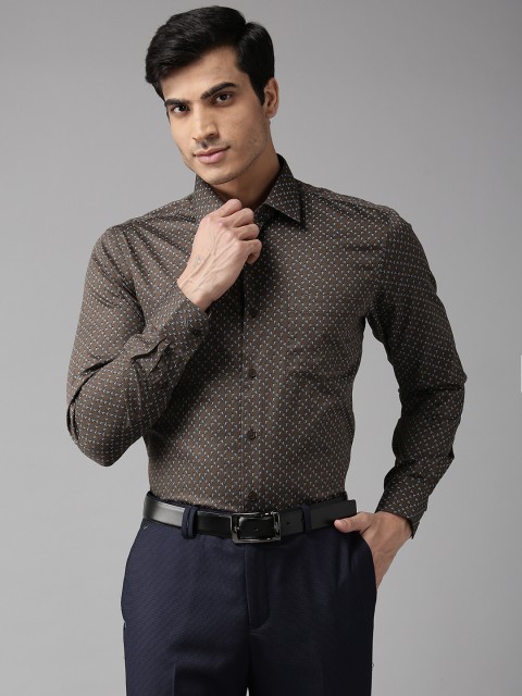 

Blackberrys Men Brown & Blue Slim Fit Printed Smart Casual Shirt