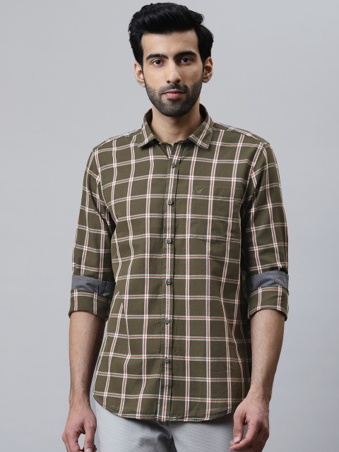 

Blackberrys Men Olive Green & Off-White Slim Fit Checked Casual Shirt