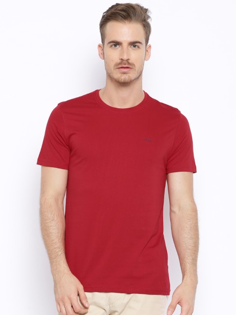 

IZOD Red T-shirt