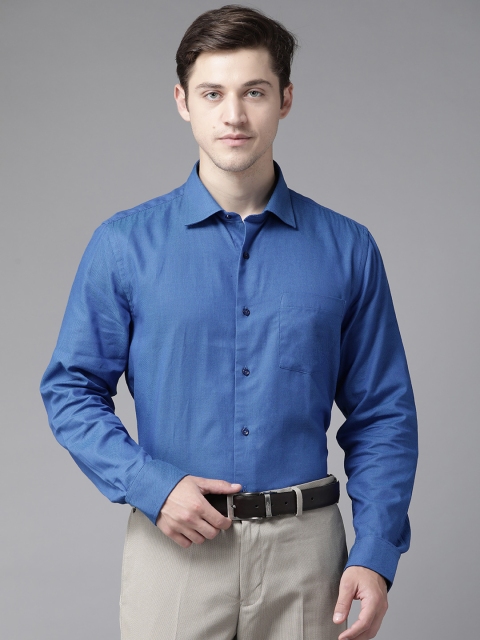 

Blackberrys Men Blue Pure Cotton Slim Fit Solid Formal Shirt