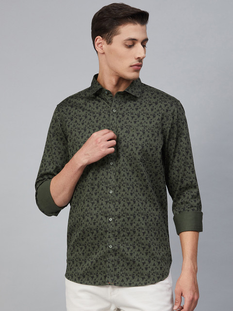 

Blackberrys Men Olive Green & Black Slim Fit Geometric Print Casual Shirt