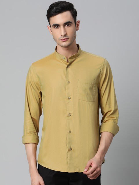 

Blackberrys Men Khaki Giza Cotton Slim Fit Solid Casual Shirt
