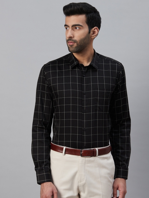 

Blackberrys Men Black & White Phoenix Fit Checked Smart Casual Shirt