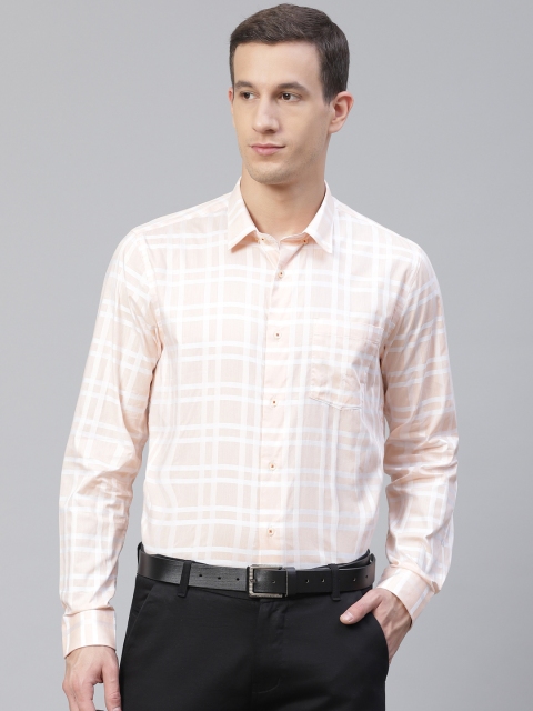 

Blackberrys Men Peach-Coloured & White Slim Fit Checked Semiformal Shirt