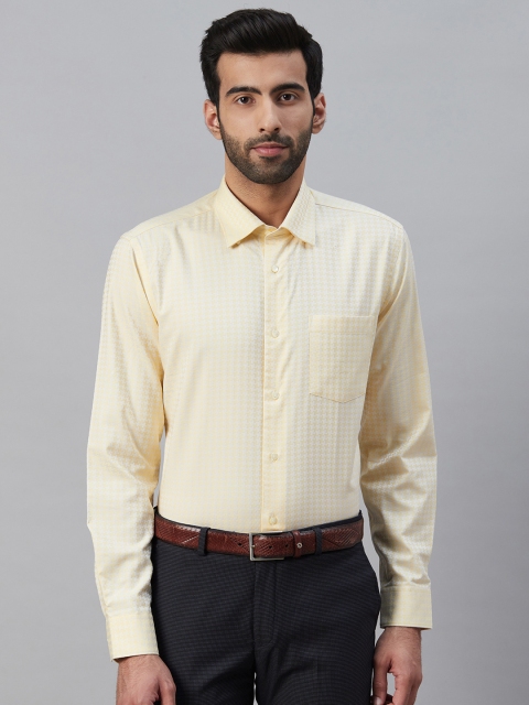 

Blackberrys Men Yellow & White Wrinkle Free Slim Fit Textured Formal Shirt