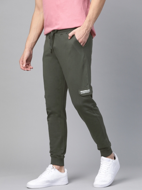 

Mast & Harbour Men Olive Green Solid Joggers