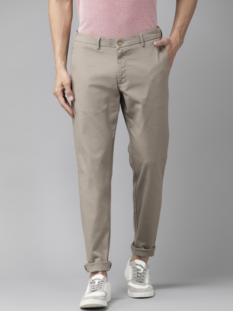 

Blackberrys Men Beige Sharp Regular Fit Self Design Chinos