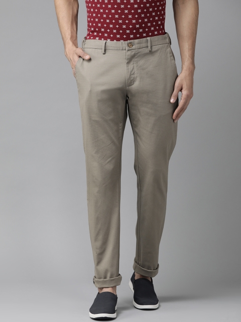 

Blackberrys Men Beige Sharp Fit Self-Design Chinos